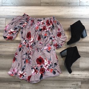 Off shoulder romper